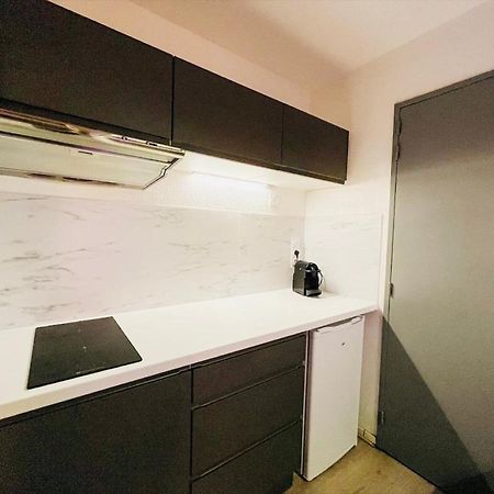 Suite Kobalt Villeurbanne Exteriör bild