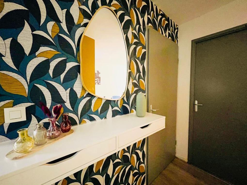 Suite Kobalt Villeurbanne Exteriör bild